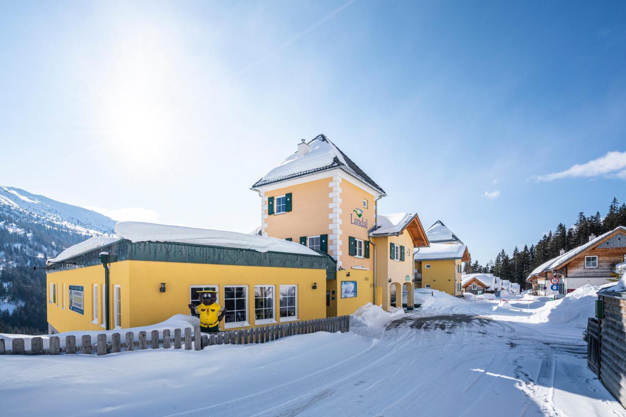 Landal Katschberg Hotel Rennweg am Katschberg Exterior photo